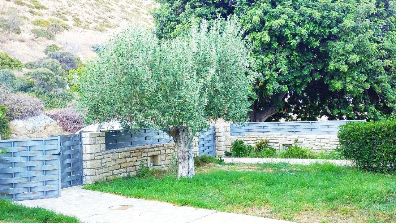 "Villa Kanavos" Apts Matala  Exterior photo