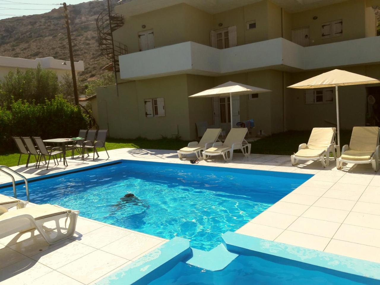 "Villa Kanavos" Apts Matala  Exterior photo